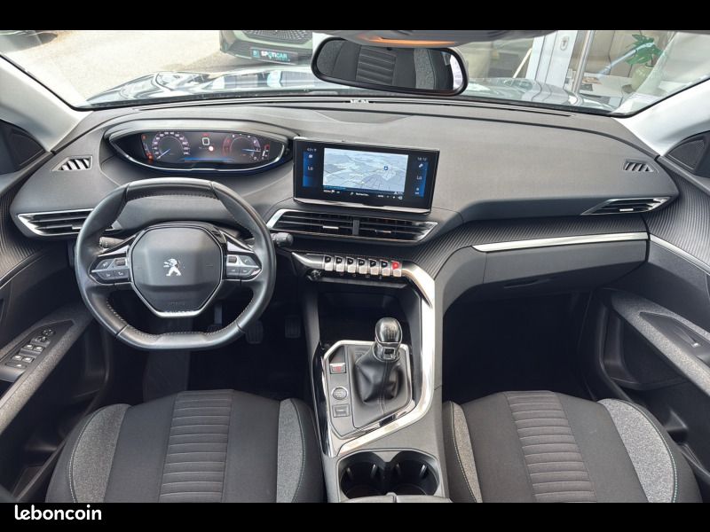 Peugeot 3008 Puretech 130ch S&S BVM6 Style (image 17)