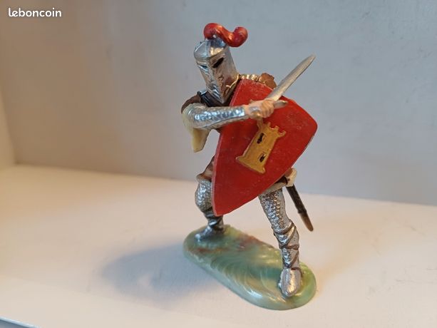 RARE FIGURINE 7 cm NORMAND AVEC PIERRE MOYEN ÂGE MAGNIFIQUE ÉTAT