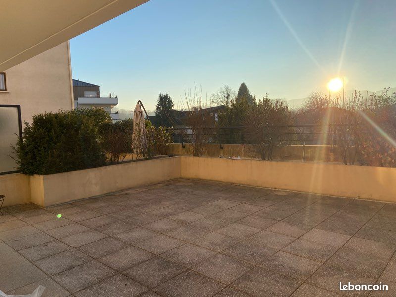 Appartement 2 pièces 50 m² · à Rumilly · 50 m² · 880 €