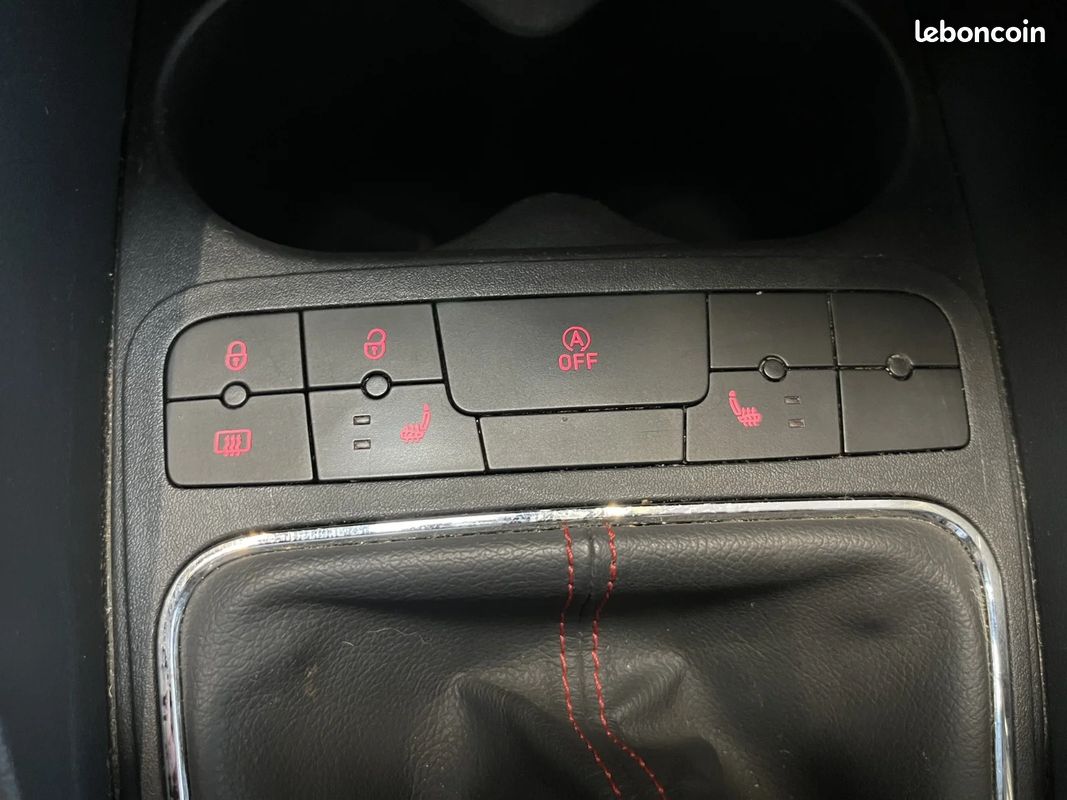 SEAT IBIZA 1.0 TSI 110 FR - CUIR ALCANTARA - TOIT OUVRANT - GPS - CLIM Auto - (image 32)