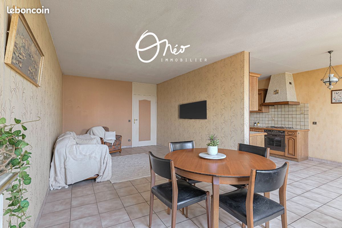 Appartement 5 pièces 111 m² · à Lyon · 111 m² · 218 000 €