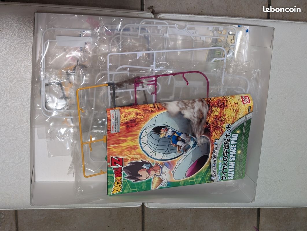 Vegeta Saiyan Space Pod
