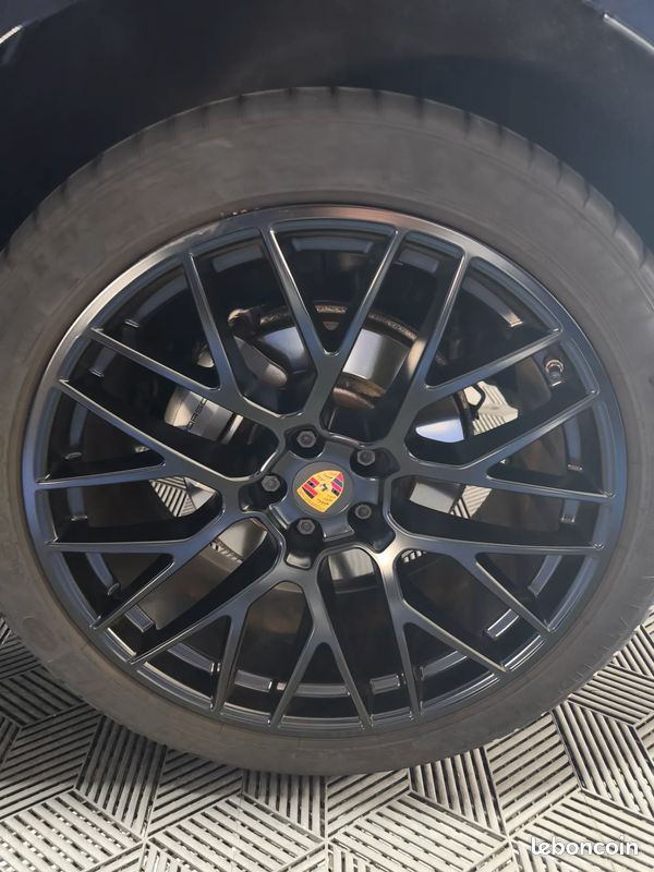 PORSCHE Macan S 3.0 354ch - 2019 - 78 000 km - Suivi complet - Porsche approuved - (image 39)