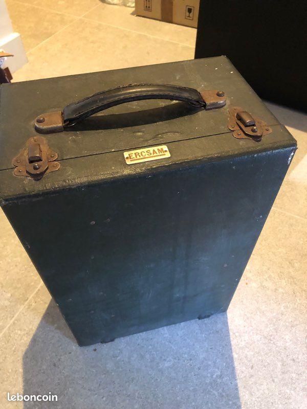 ERCSAM Senior M.30. Projecteur de cinéma pour film 9,5 mm, p - Lot 171