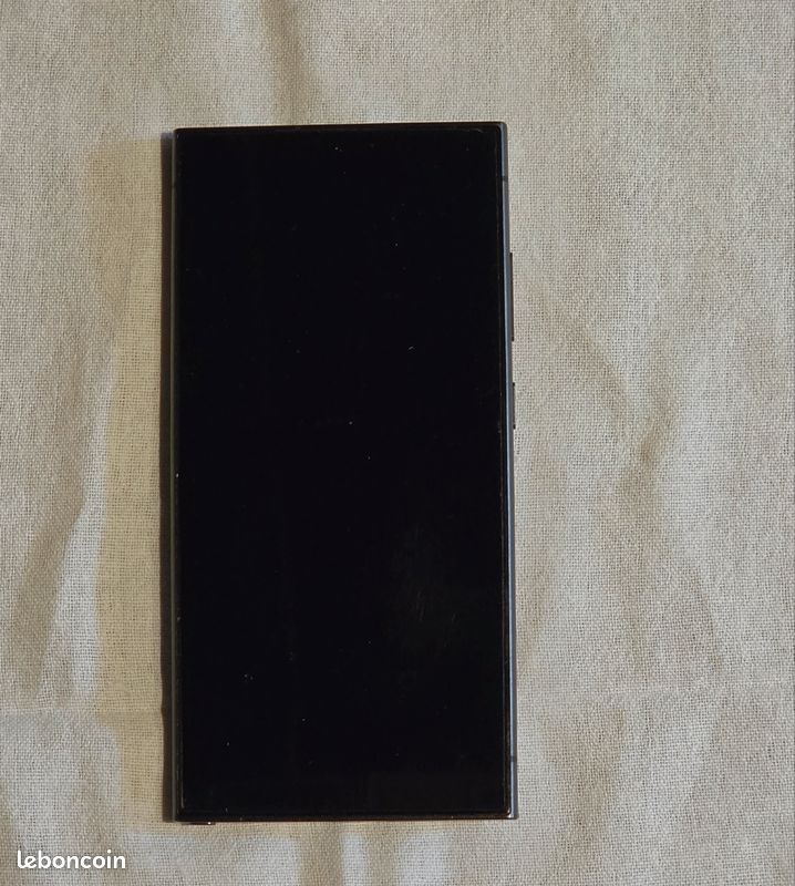 Téléphone samsung galaxy s 24 ultra avec galaxy buds live (image 1)