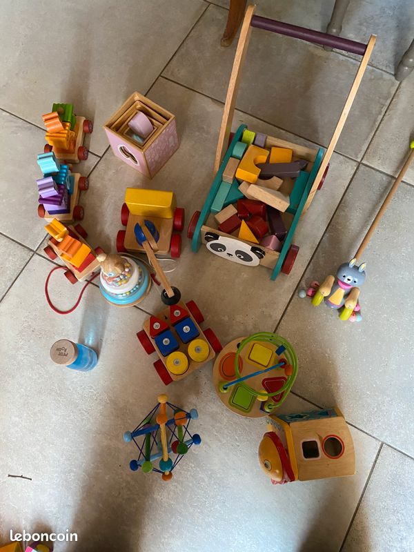 Lot de jouets 1er âge (image 1)