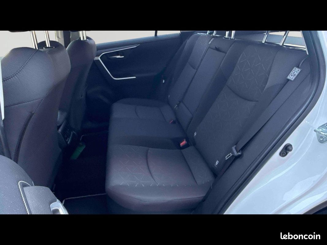 Toyota RAV4 Hybride 218ch Dynamic 2WD (image 20)