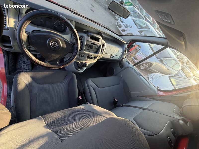 Opel VIVARO FG F2700 C1 CDTI115 (image 9)