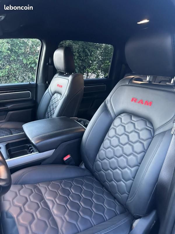 Dodge Ram 5.7 V8 BIG HORN / PAS DE MALUS PRINS STOCK (image 3)