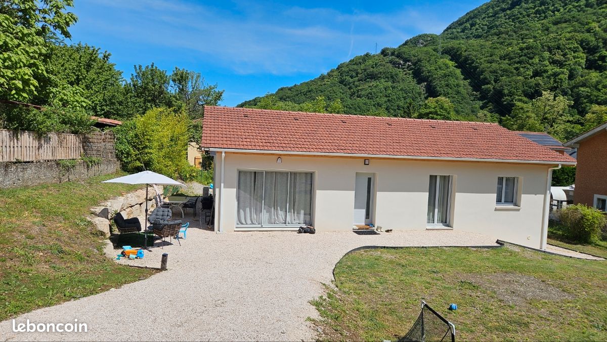 Maison 5 pièces 101 m² · à Vizille · 101 m² · 379 000 €