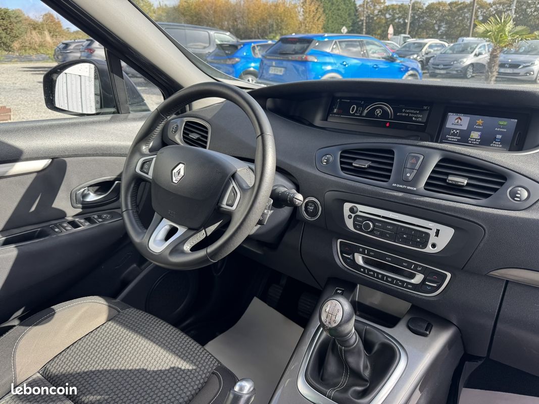 Renault SCENIC III XMOD 1.5 DCI 110CH ENERGY BUSINESS ECO² (image 8)