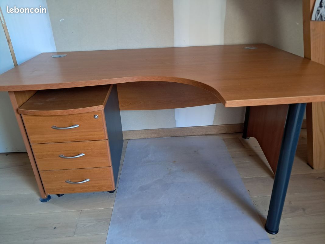 Bureau avec retour et caisson 3 tiroirs (image 1)