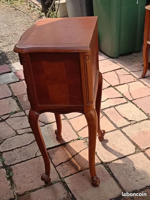 Table de chevet 3 tiroirs (image 2)