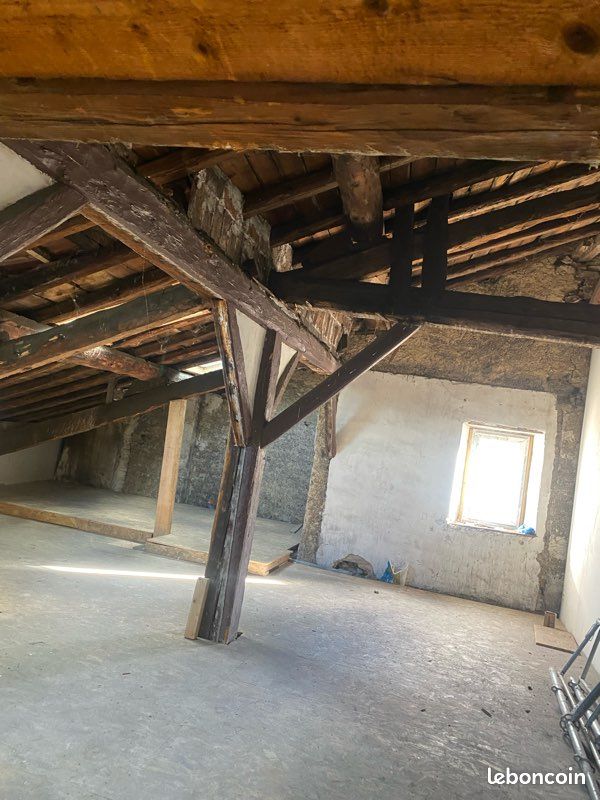 Appartement 3 pièces 95 m² · à Tarare · 95 m² · 80 000 €
