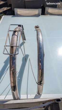 Ancien porte bagage arrière en fil d'acier vélo vintage roues
