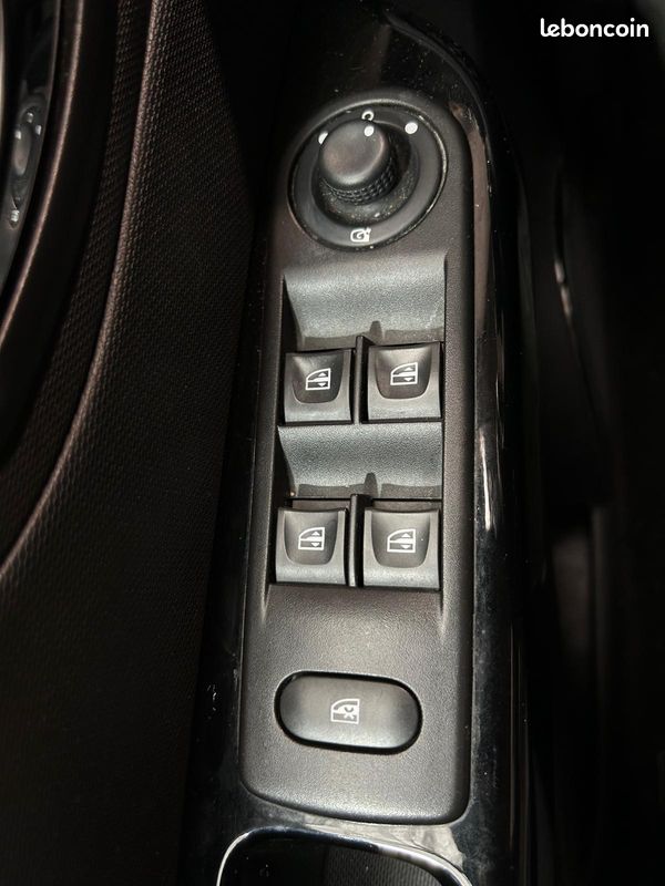 Renault captur dci 90 intens - ideal jeune conducteur - gps - bluetooth - roue de secours (image 14)