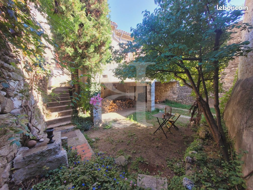 Maison 4 pièces 115 m² · à Grignan · 115 m² · 257 000 €