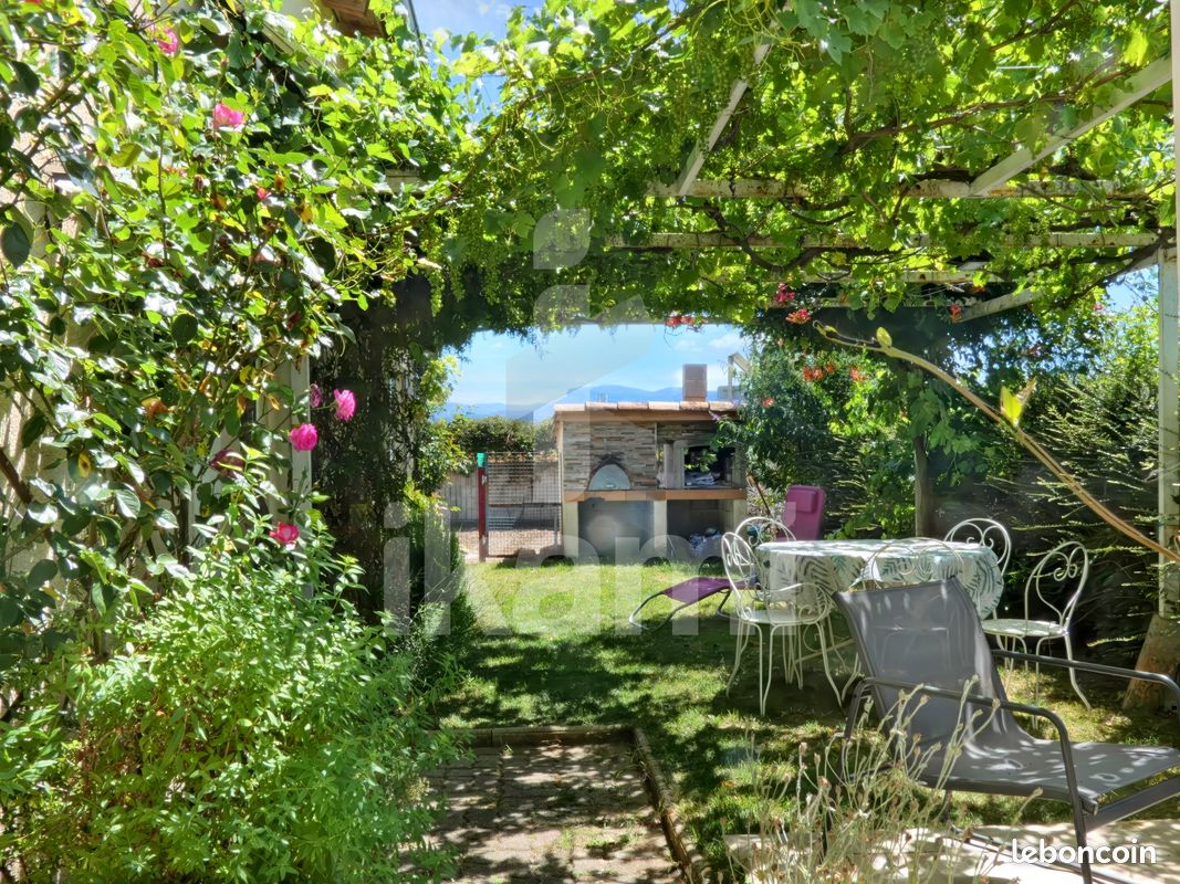 Maison 6 pièces 94 m² · à La Bâtie-Rolland · 94 m² · 229 000 €