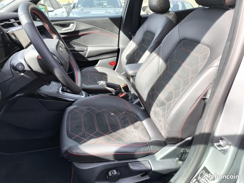 Ford Puma 1.0 EcoBoost Hybrid 125ch ST-Line X S&S Powershift (image 12)