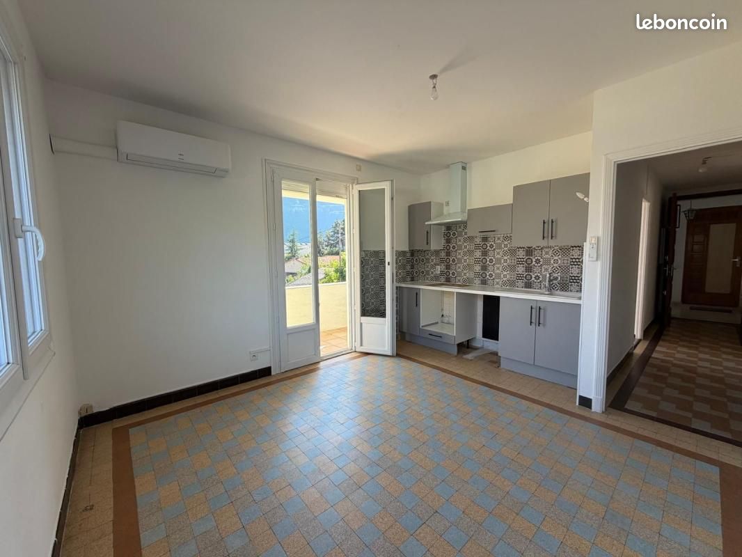 Appartement 3 pièces 64 m² · à Laragne-Montéglin · 64 m² · 630 €/mois