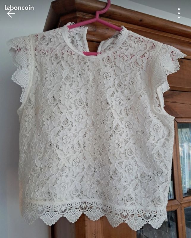 Tee-shirt dentelle (image 2)