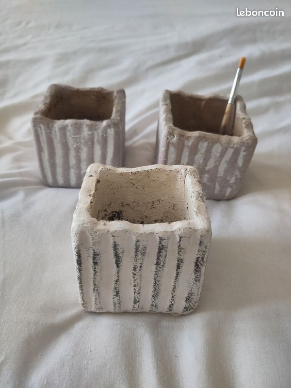 Lot de petits cache pots (image 1)