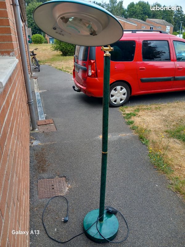 Lampadaire halogène (image 2)