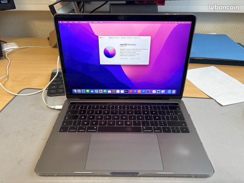 MacBook Pro 2016 - 13 pouces - TouchBar (image 1)