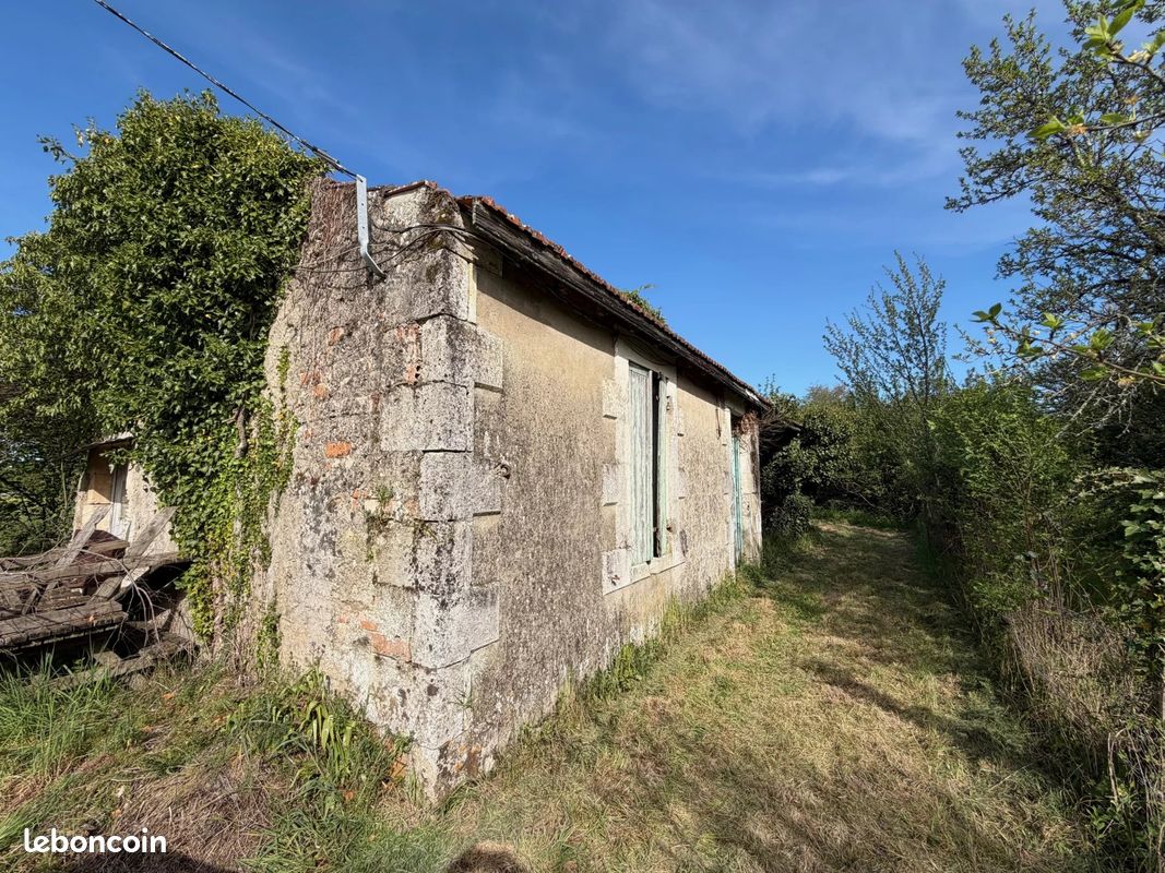 Maison 1 pièce 42 m² (image 1)