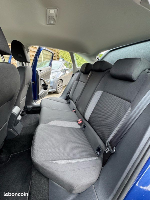 Volkswagen Taigo 1.0 TSI 110ch Life Business BVM6 – 2022 – GPS / CarPlay – Très bon état (image 9)