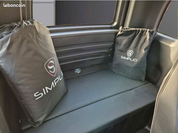 SIMPLICI S1 100% Electrique Garantie 24 mois / 5 Coloris / Sans Permis / 14 ans / GPS / CarPlay / LED (image 24)