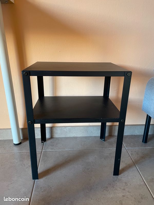 Table de chevet (image 1)