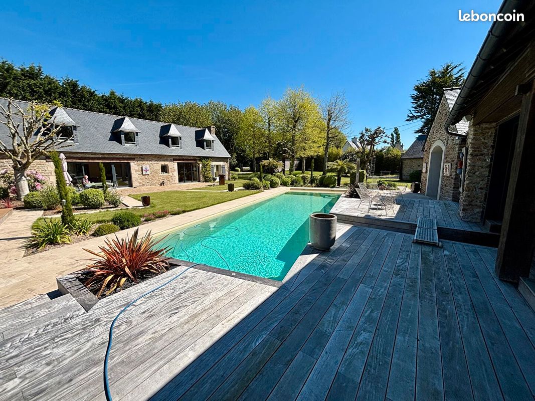Maison 8 pièces 331 m² · à Quimper · 331 m² · 997 500 €