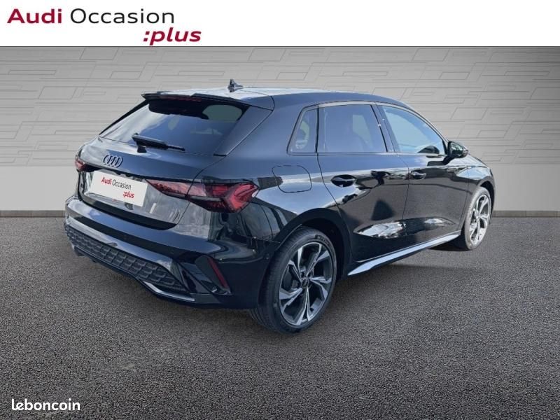 Audi A3 Sportback 35 TFSI 150ch Hybride S line S tronic 7 (image 10)