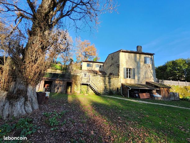 Maison 11 pièces 320 m²