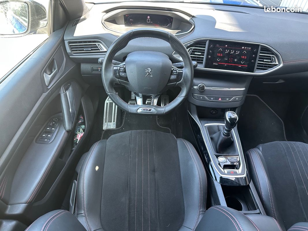 PEUGEOT 308 1.2 130ch GT PACK APPLE CARPLAY / CAMERA DE RECUL / COURROIE NEUVE / ENTRETIEN PEUGEOT (image 13)