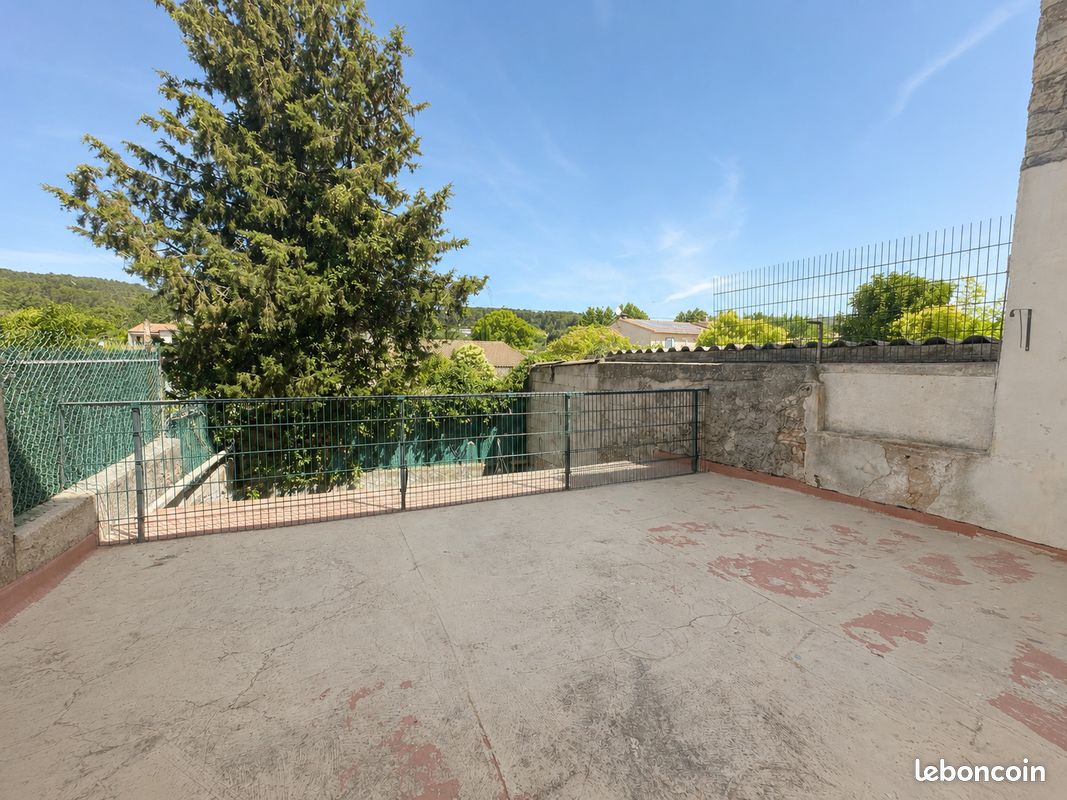 Appartement 3 pièces 45 m² · à Pignans · 45 m² · 100 000 €