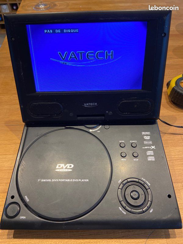 Vends lecteur de DVD portable très bon état sur Gens de Confiance