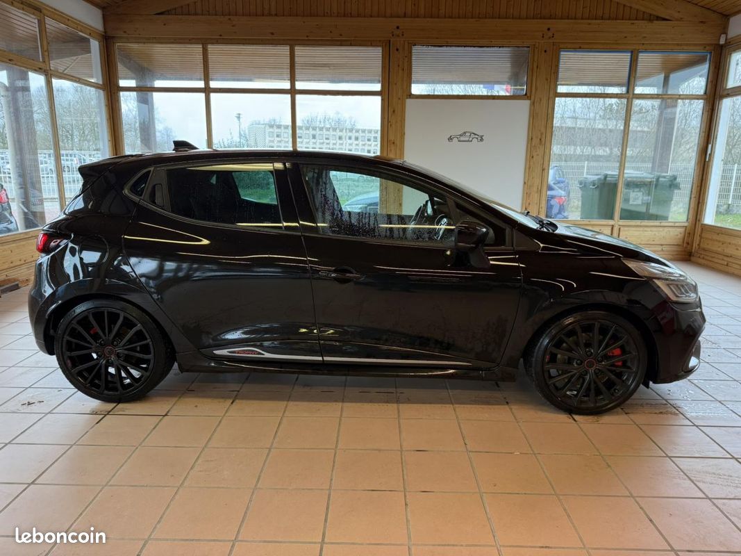 RENAULT CLIO 1.6 Energy - 220 - BV EDC IV BERLINE R.S. Trophy PHASE 2 (image 6)