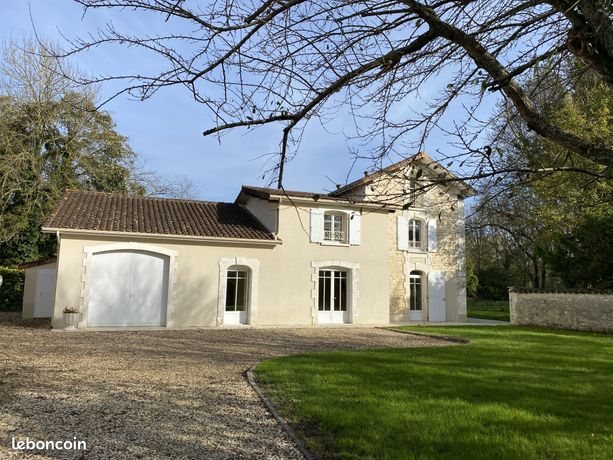 Maison 7 pièces 147 m²