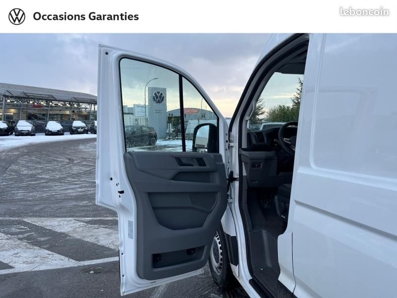 Volkswagen Crafter Fg 35 L3H3 2.0 TDI 140ch Business Traction BVA8 (image 19)