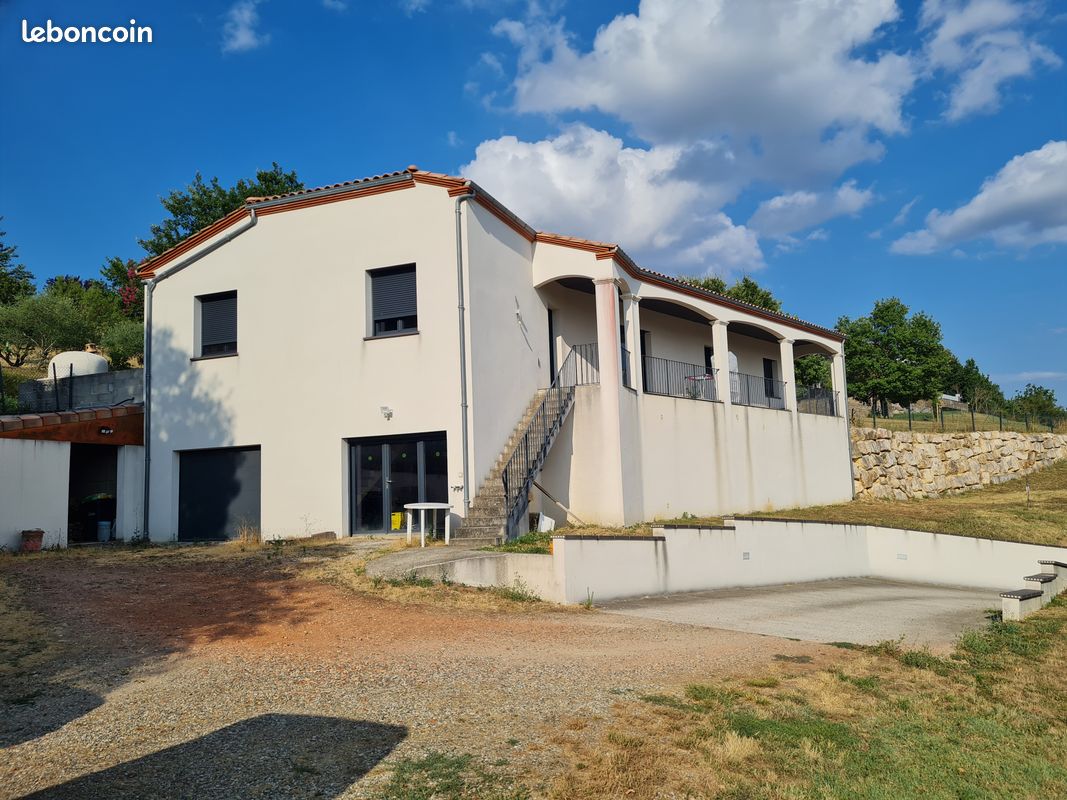 Maison 5 pièces 144 m² · à Saint-Jean-de-Thurac · 144 m² · 430 000 €