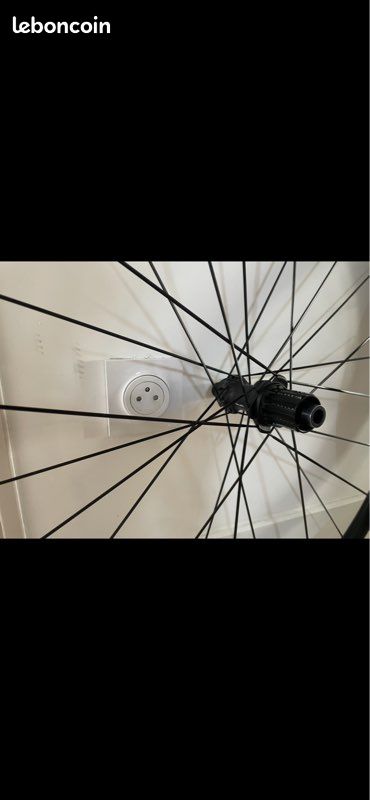 Roues carbone corima boyaux [ ANNONCES Février ] | Clasf