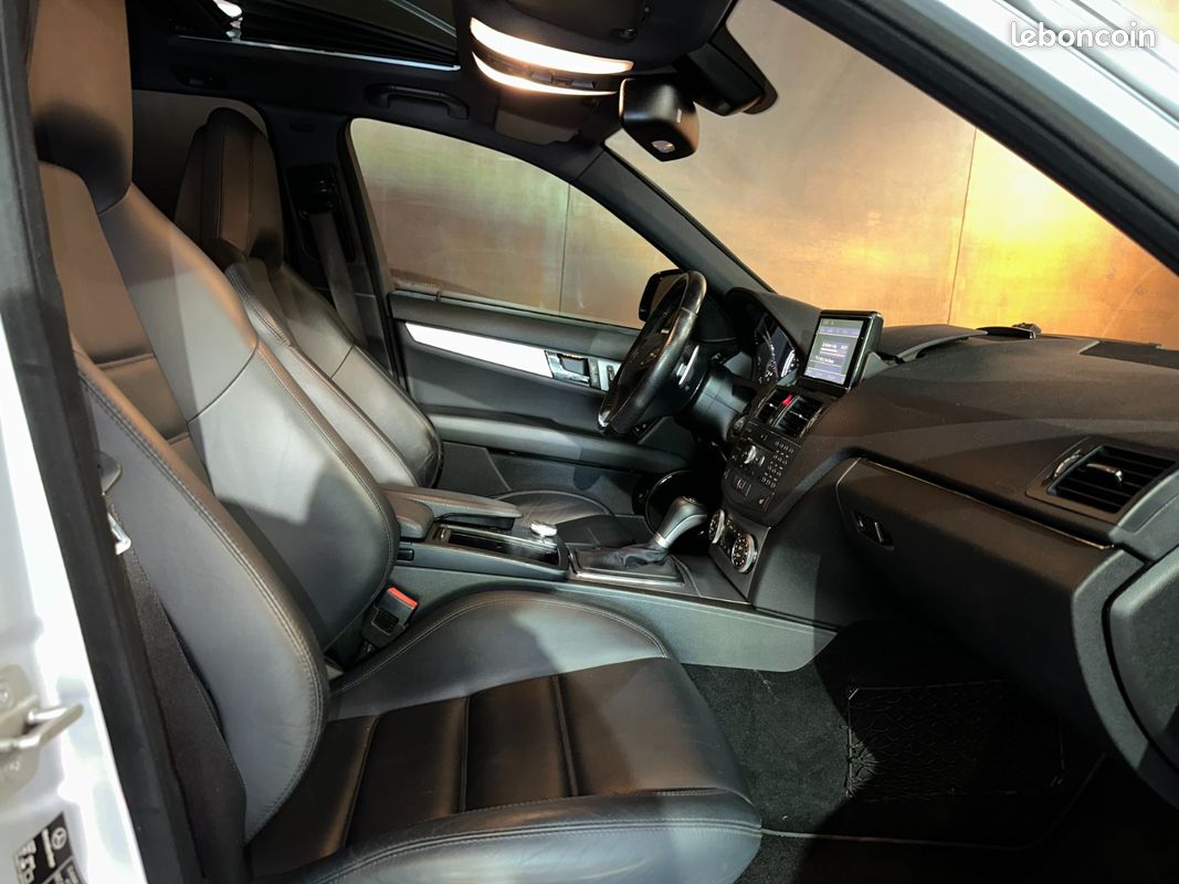 Mercedes CLASSE C BREAK 63 AMG 6.2 V8 457ch 7G-Tronic Historique Complet (image 15)