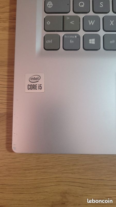 ASUS VivoBook X415JA (image 5)