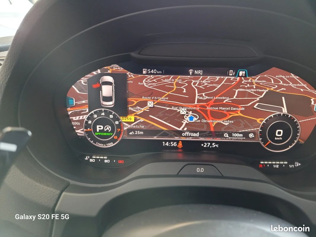 AUDI A3 BERLINE 35 TFSI CoD 150 S tronic 7 Design Luxe + VOLANT SLINE / S-LINE + SIEGES CUIR + ATTELAGE + ENTRETIEN AUDI (image 23)