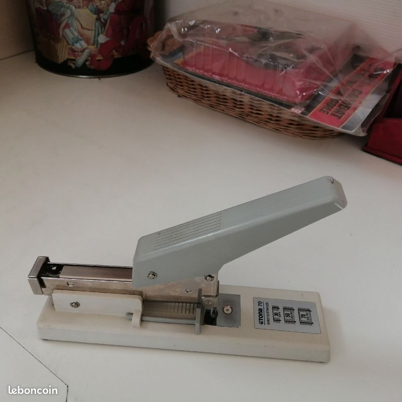 Agrafeuse etona 70 (image 1)