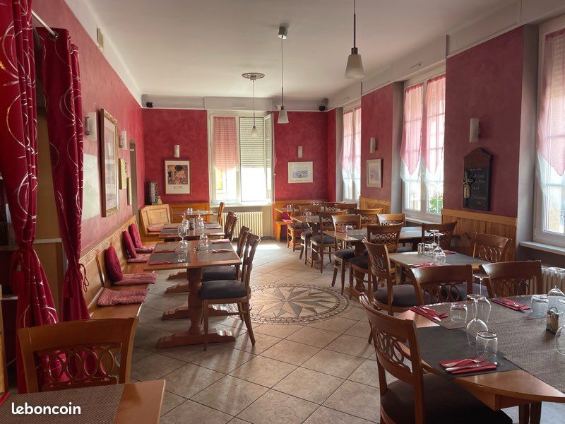 Local commercial 3 pièces 280 m² · à Neuf-Brisach · 280 m² · 240 000 €