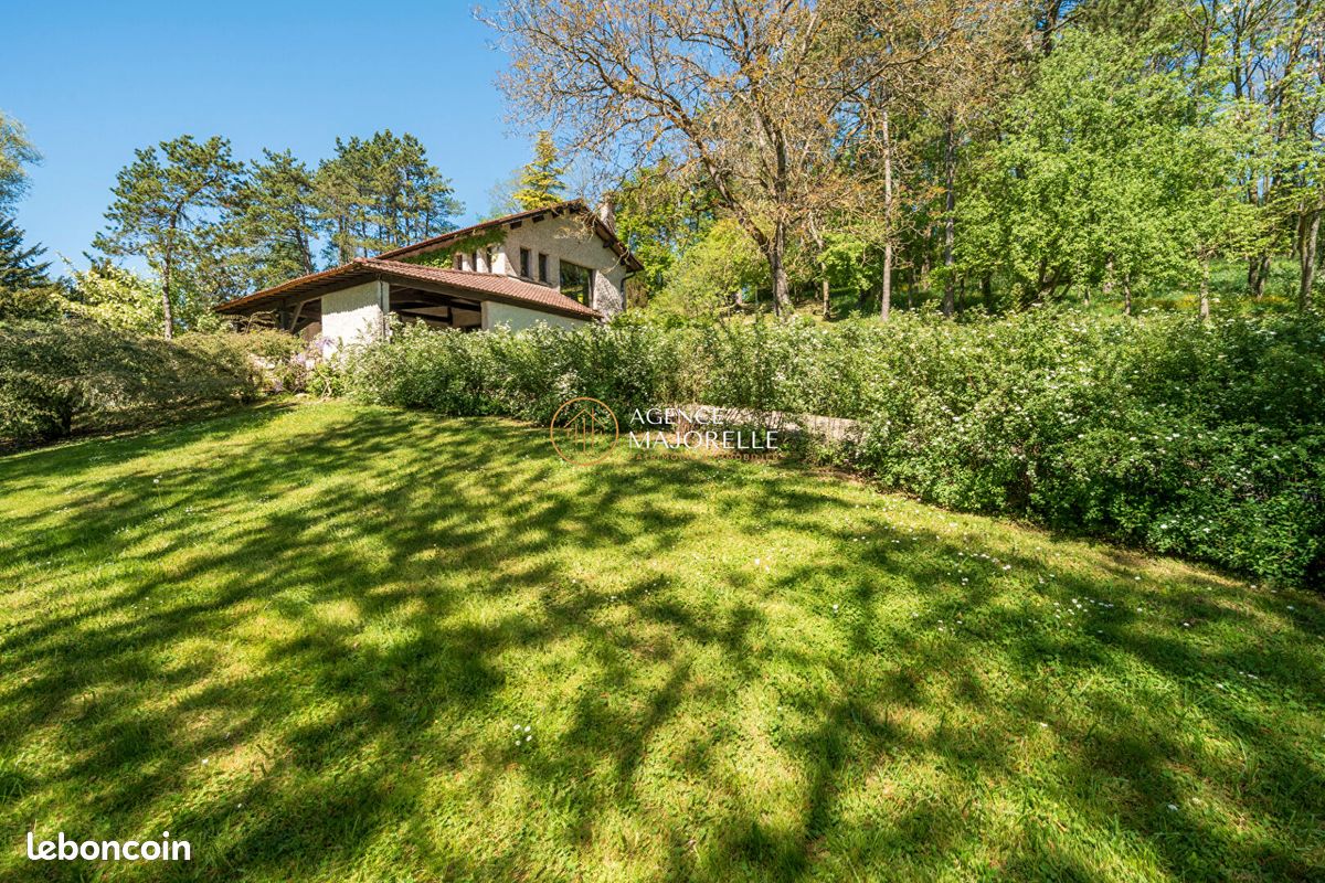 Propriété 10 pièces 285 m² (image 16)