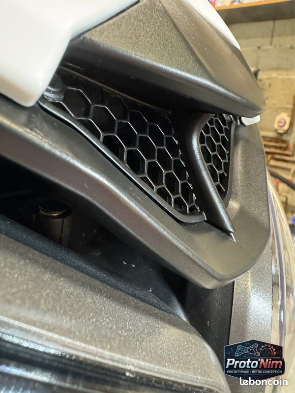 Grille entrée d’air Triumph Street Triple 765 (image 3)
